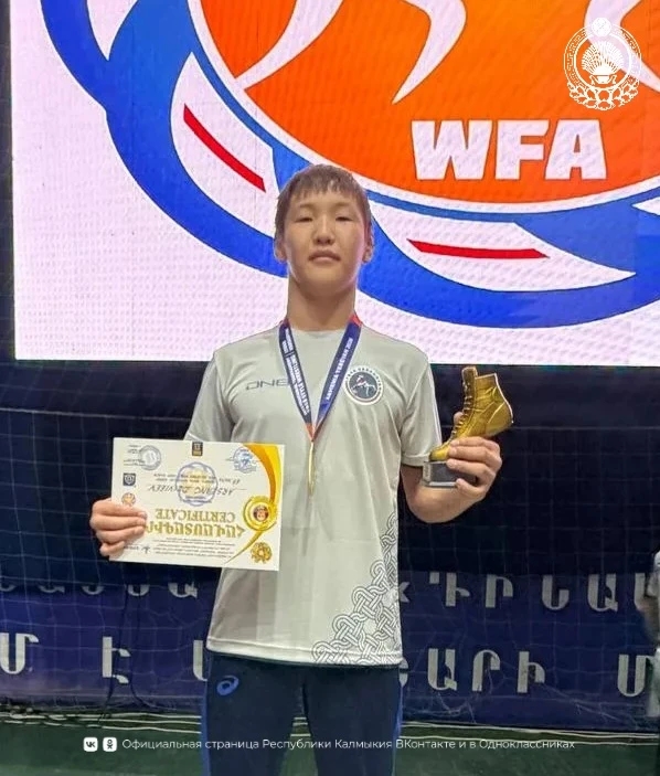 Арсланг Дживлеев - победитель V Международного мемориального турнира имени заслуженного тренера Армении Льва Варданяна.