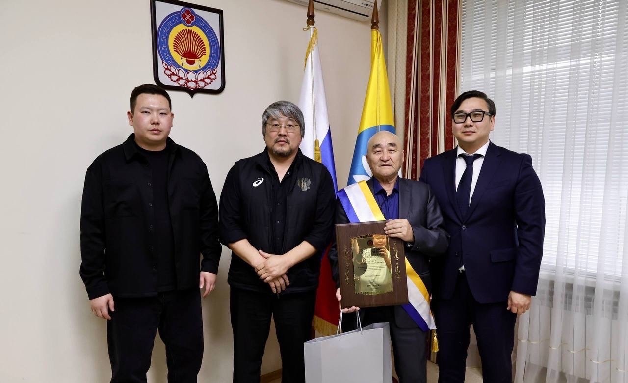 Тренеру-преподавателю Анчееву Федору Манджиевичу присвоено звание "Почетный гражданин Республики Калмыкия".